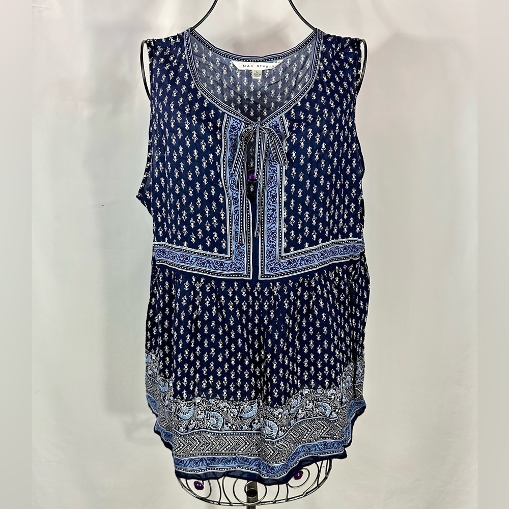 Max Studios printed navy blouse size L